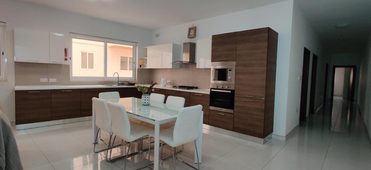 Lorenza Letting Maisonette Villa Marsaxlokk Luaran gambar